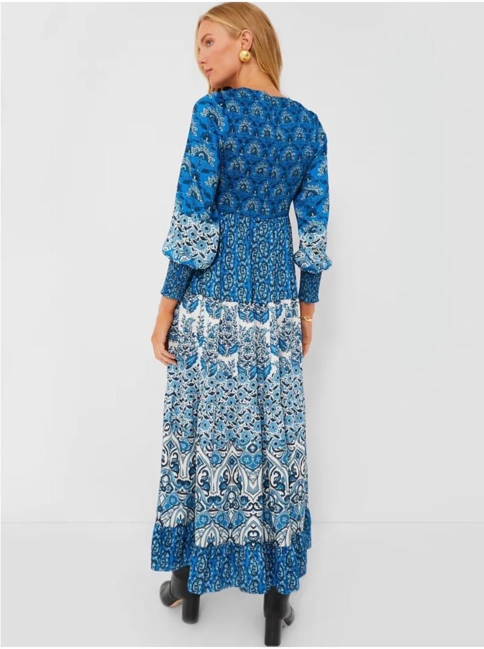 Tuckernuck Dewberry Blues Blue White Libby Smocked Maxi Dress Size XS Like New